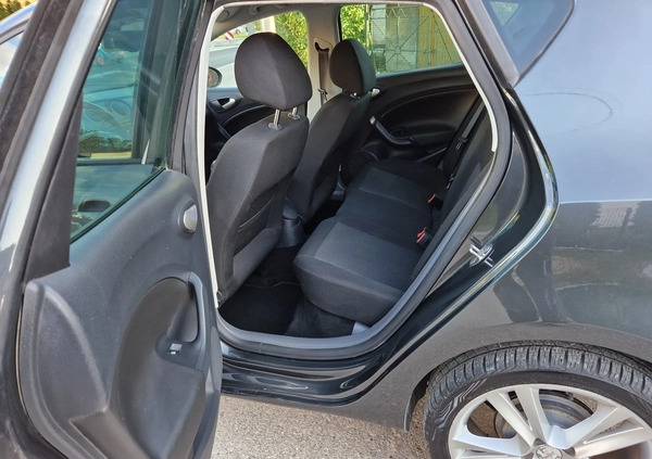Seat Ibiza cena 18500 przebieg: 185000, rok produkcji 2010 z Kraków małe 172